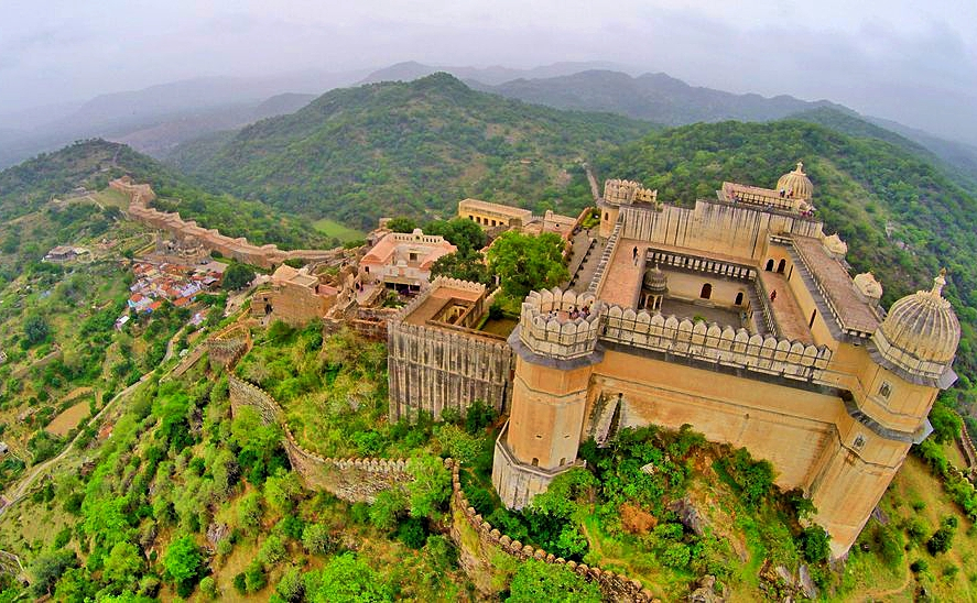 Trekking and Hiking In Kumbhalgarh Fort